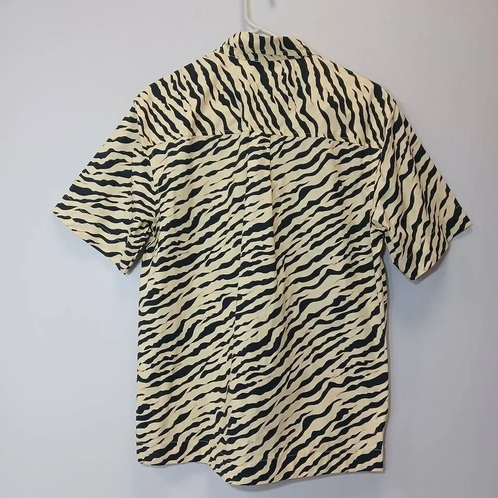 Everlane mens yellow black mens zebra stripes shirt casual shortsleeve